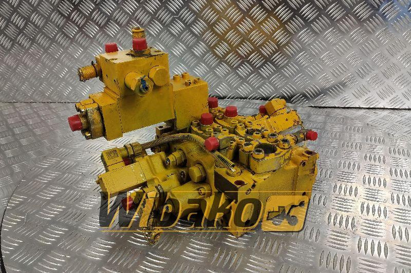 Distributor Atlas 1404 4687121 - Hidrauliskais vārsts - Celtniecības tehnika: foto 1 Distributor Atlas 1404 4687121 - Hidrauliskais vārsts - Celtniecības tehnika: foto 1