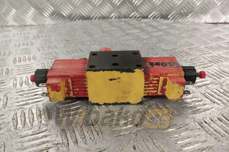 Grove A125J - Hidrauliskais vārsts - Celtniecības tehnika: foto 1 Grove A125J - Hidrauliskais vārsts - Celtniecības tehnika: foto 1