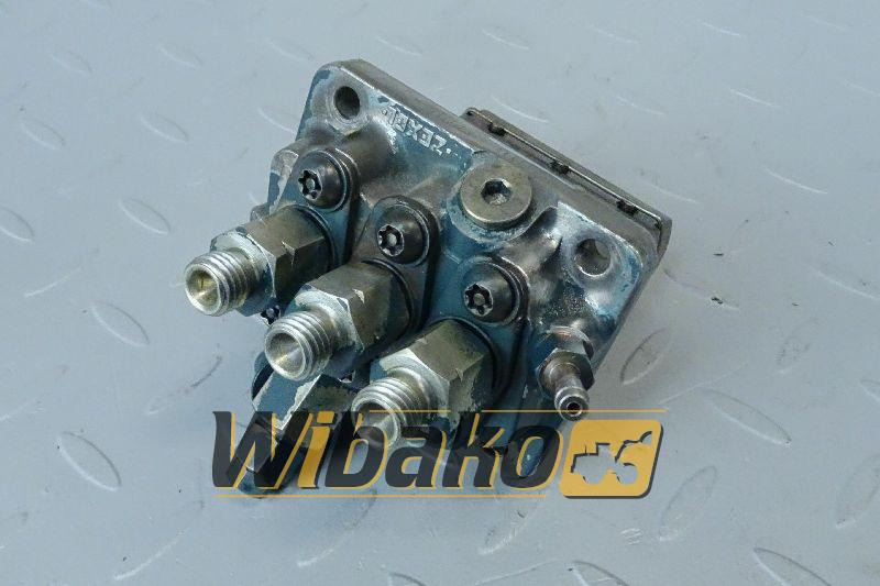 Injection pump for engine Kubota D722 16006-51012 - Degvielas sūknis - Lauksaimniecības tehnika: foto 1 Injection pump for engine Kubota D722 16006-51012 - Degvielas sūknis - Lauksaimniecības tehnika: foto 1