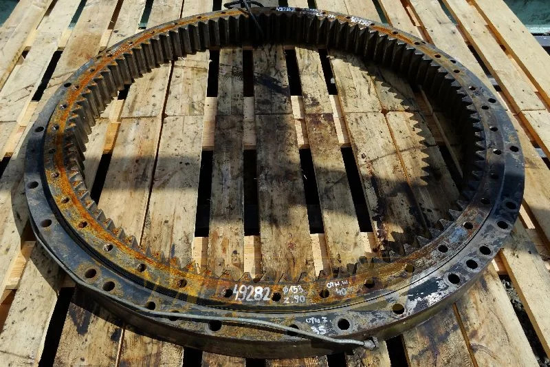 Komatsu PC340LC-7K - Devēja gredzens - Celtniecības tehnika: foto 1 Komatsu PC340LC-7K - Devēja gredzens - Celtniecības tehnika: foto 1