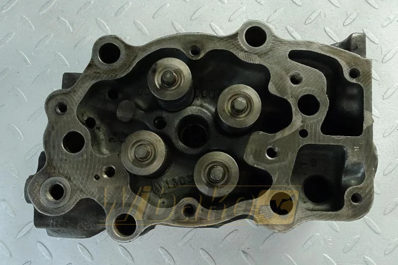 Liebherr 10120384 - Motora galva - Celtniecības tehnika: foto 1 Liebherr 10120384 - Motora galva - Celtniecības tehnika: foto 1