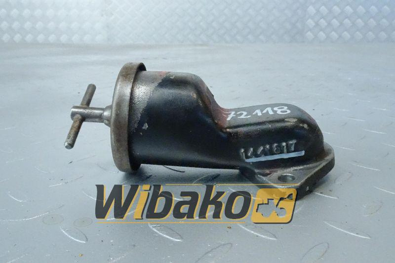 Oil filler for engine Caterpillar C12 1441817 - Eļļas filtrs - Celtniecības tehnika: foto 1 Oil filler for engine Caterpillar C12 1441817 - Eļļas filtrs - Celtniecības tehnika: foto 1