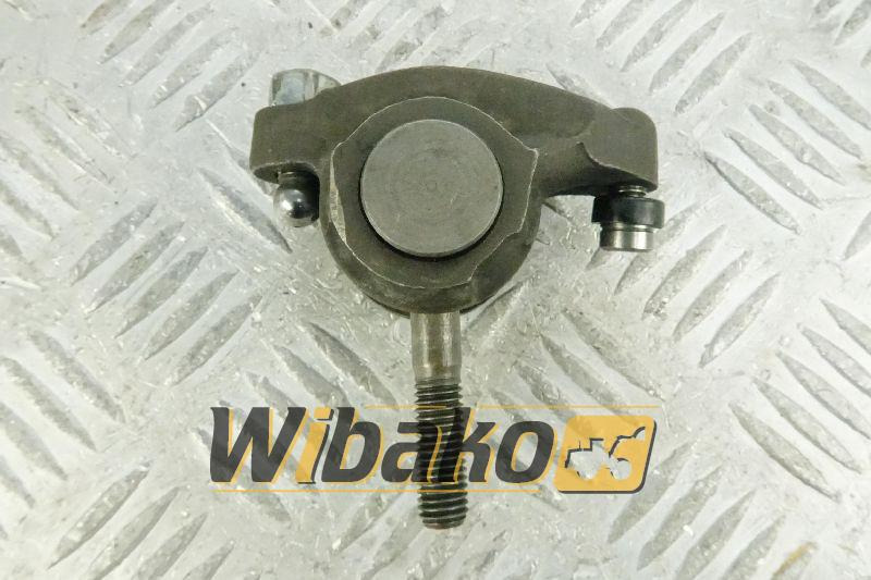 Rocker arm Cummins 3964796 - Motora galva - Celtniecības tehnika: foto 1 Rocker arm Cummins 3964796 - Motora galva - Celtniecības tehnika: foto 1