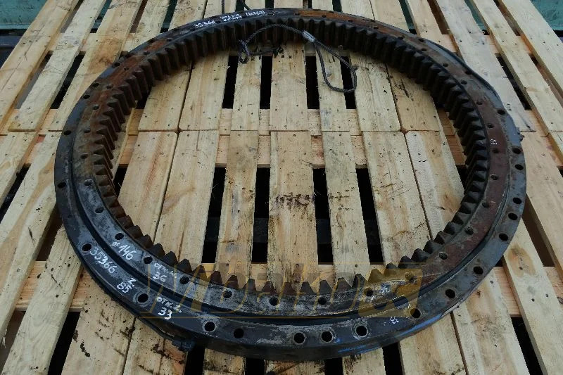 Volvo EC240 - Devēja gredzens - Celtniecības tehnika: foto 1 Volvo EC240 - Devēja gredzens - Celtniecības tehnika: foto 1