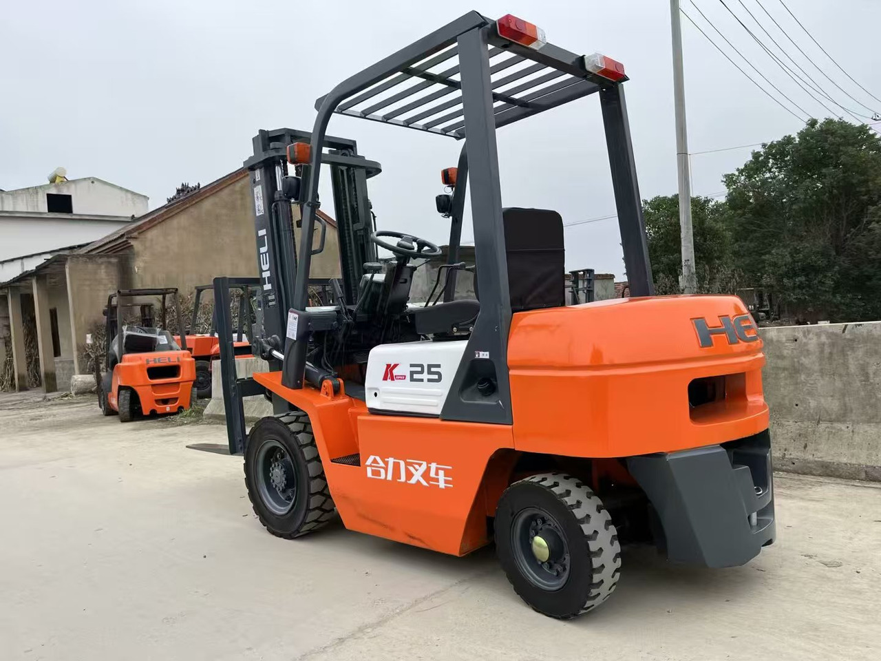 Anhui Heli 2.5-ton - Zirnekļa pacēlājs: foto 1 Anhui Heli 2.5-ton - Zirnekļa pacēlājs: foto 1