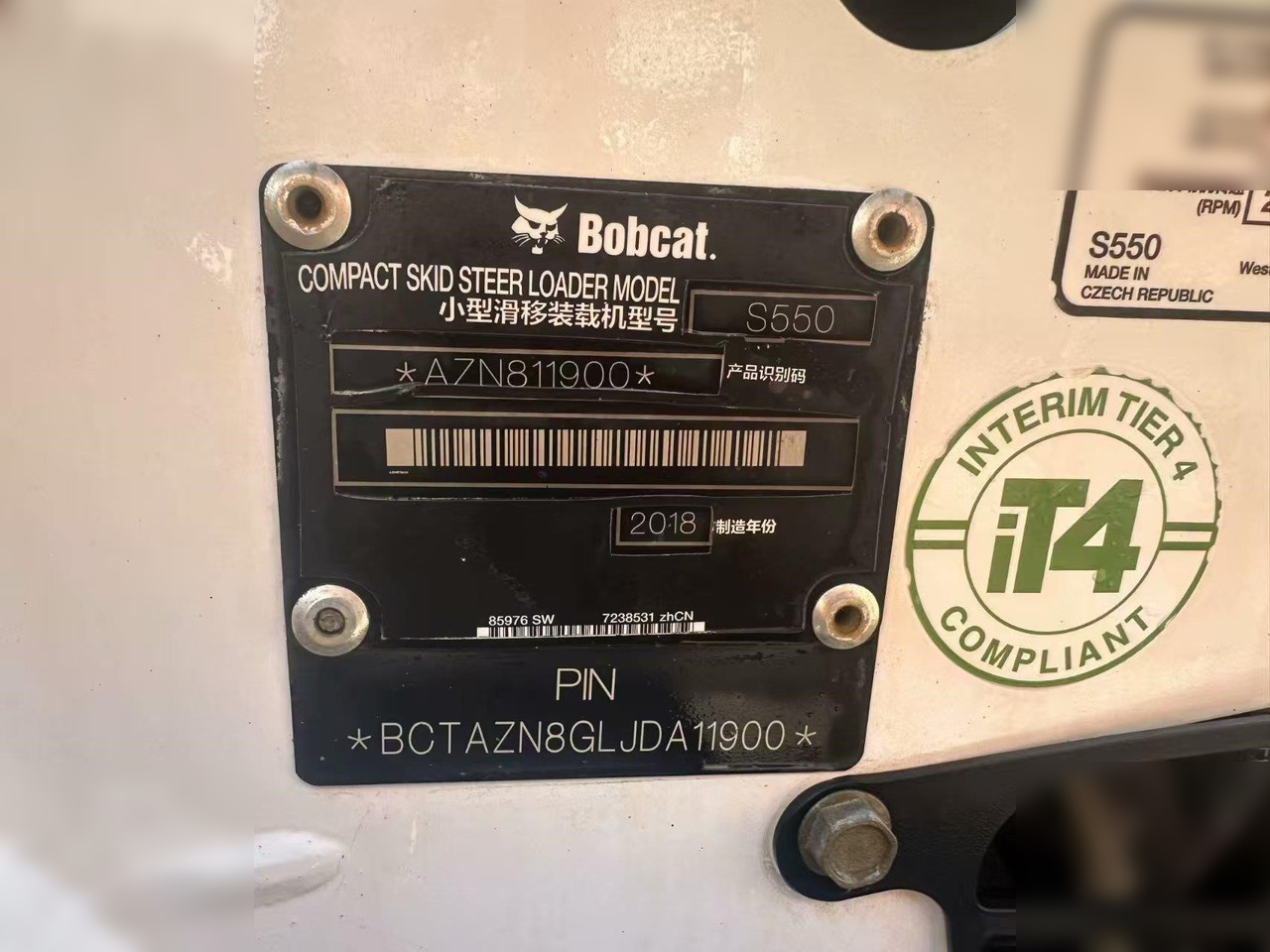 BOBCAT S550 - Kompaktiekrāvējs: foto 5 BOBCAT S550 - Kompaktiekrāvējs: foto 5