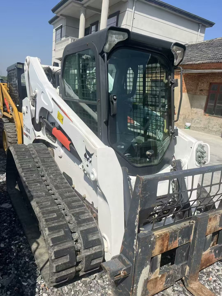 BOBCAT T770 - Šķērveida pacēlājs: foto 3 BOBCAT T770 - Šķērveida pacēlājs: foto 3