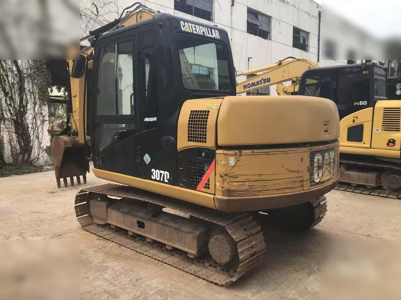 CATERPILLAR 307D - Kāpurķēžu ekskavators: foto 1 CATERPILLAR 307D - Kāpurķēžu ekskavators: foto 1