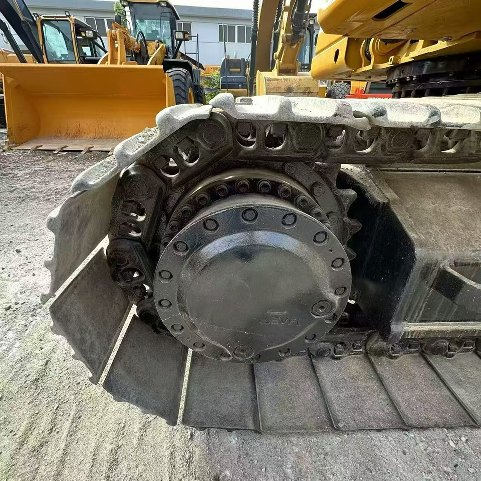 CATERPILLAR 330D2 - Kāpurķēžu ekskavators: foto 2 CATERPILLAR 330D2 - Kāpurķēžu ekskavators: foto 2