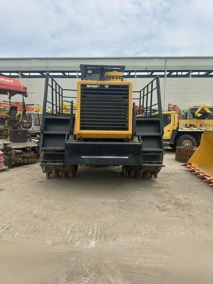 CATERPILLAR 816A - Vibrorullis: foto 3 CATERPILLAR 816A - Vibrorullis: foto 3