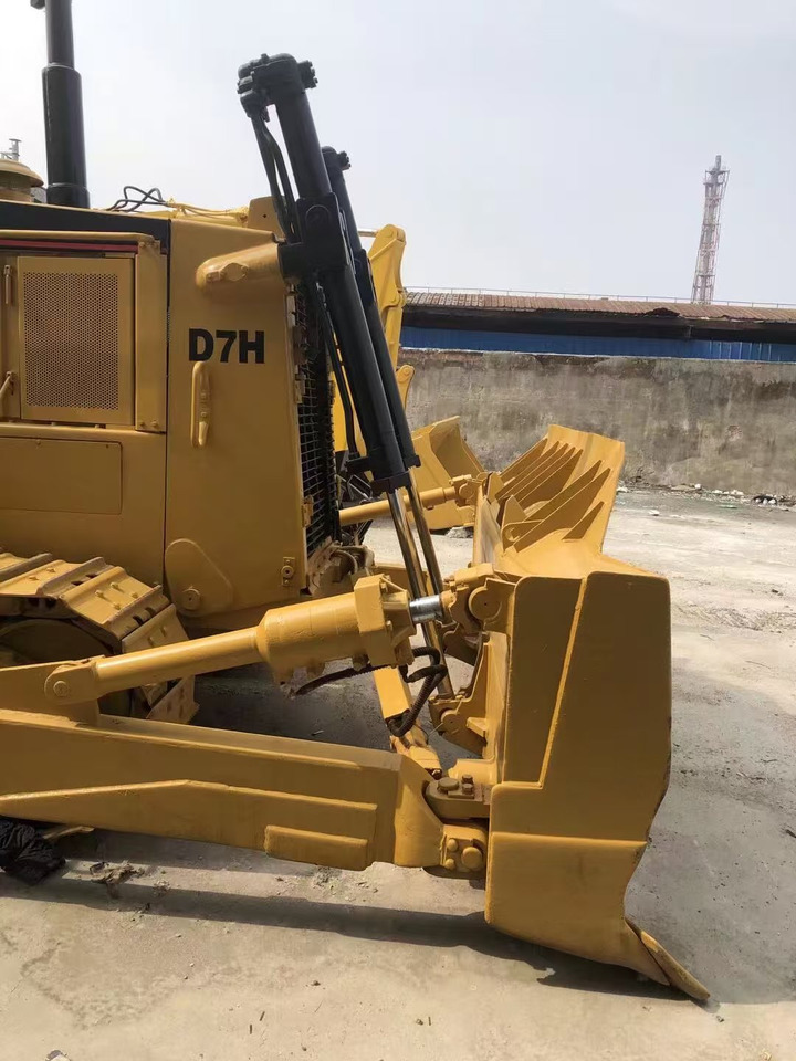 Buldozers CATERPILLAR D7H: foto 6 Buldozers CATERPILLAR D7H: foto 6