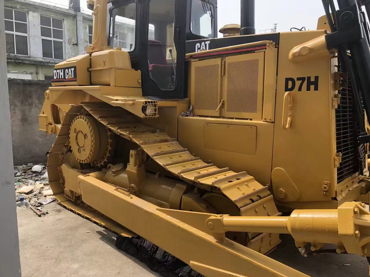 CATERPILLAR D7H - Buldozers: foto 5 CATERPILLAR D7H - Buldozers: foto 5