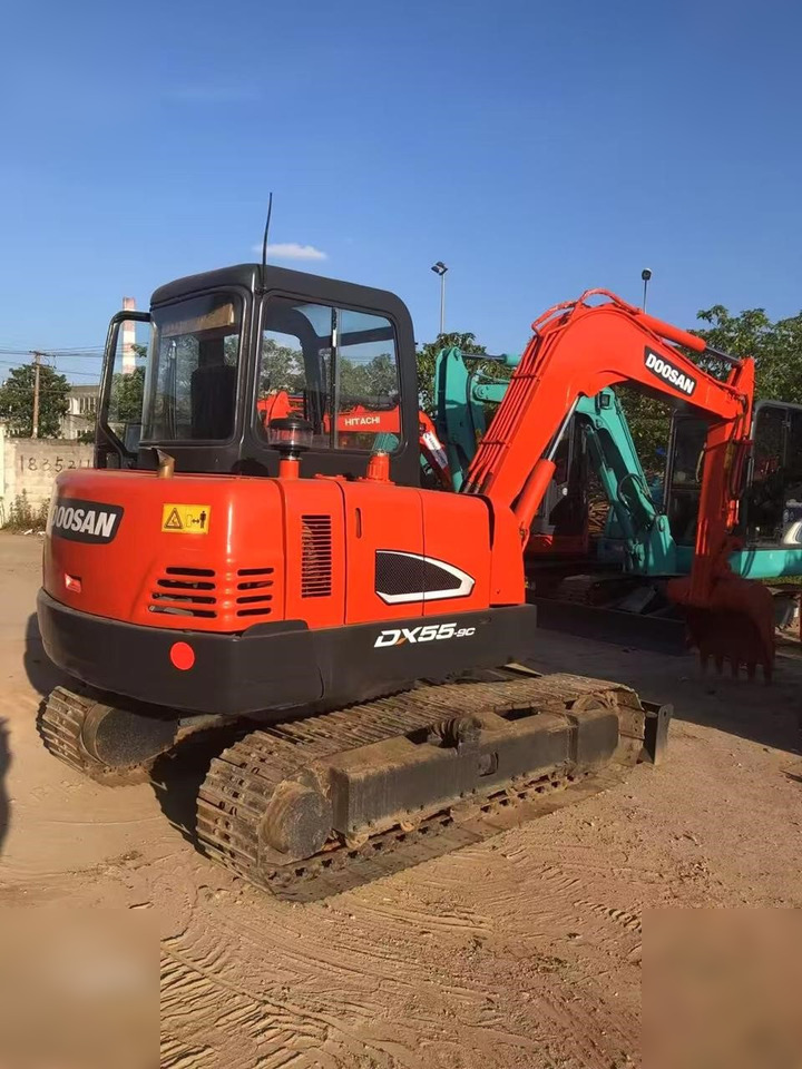 DOOSAN DH55-V - Mini-ekskavators: foto 1 DOOSAN DH55-V - Mini-ekskavators: foto 1