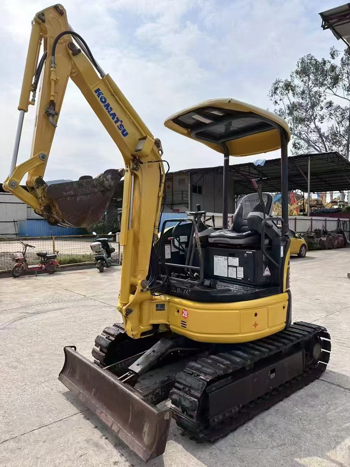 KOMATSU 2-ton - Mini-ekskavators: foto 5 KOMATSU 2-ton - Mini-ekskavators: foto 5