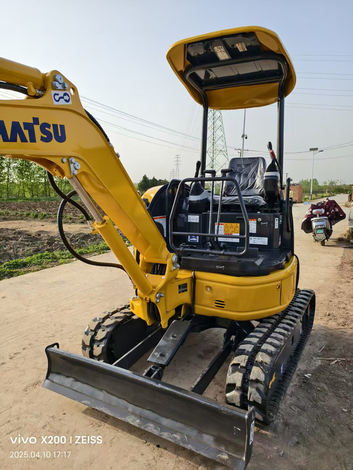 KOMATSU 20MR - Mini-ekskavators: foto 4 KOMATSU 20MR - Mini-ekskavators: foto 4