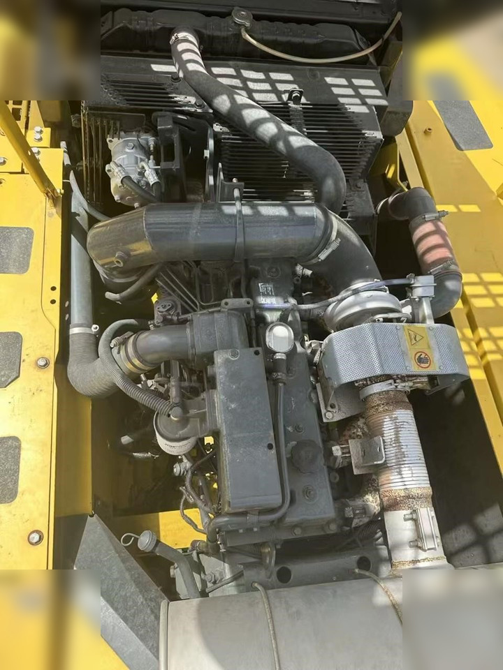 Kāpurķēžu ekskavators KOMATSU PC350: foto 8