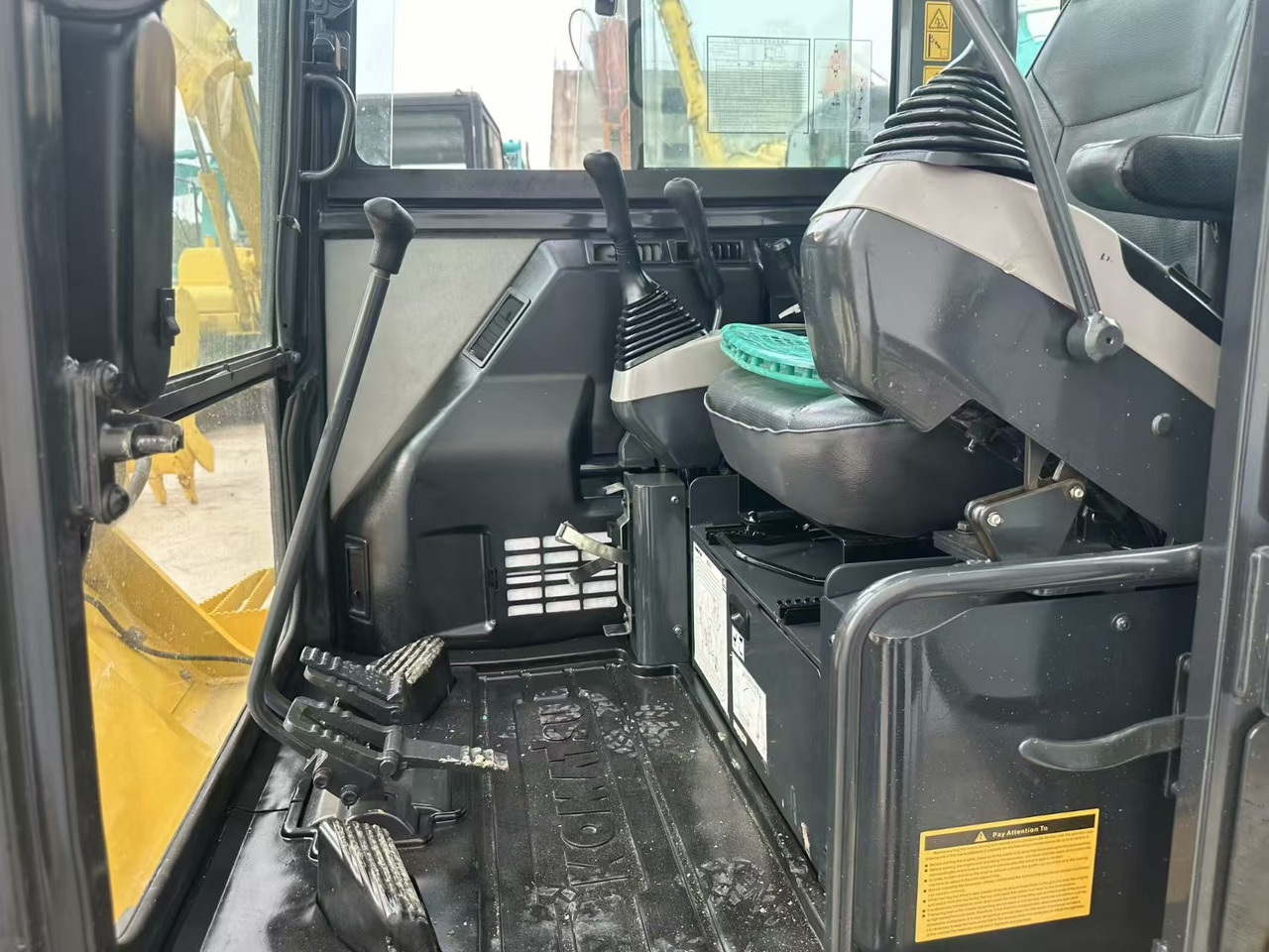 KOMATSU PC58 - Mini-ekskavators: foto 4 KOMATSU PC58 - Mini-ekskavators: foto 4