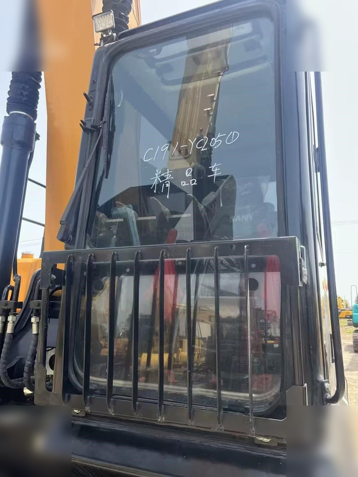 SANY SY245H - Kāpurķēžu ekskavators: foto 2 SANY SY245H - Kāpurķēžu ekskavators: foto 2