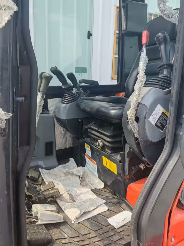 Kubota mini excavator - Mini-ekskavators: foto 4 Kubota mini excavator - Mini-ekskavators: foto 4