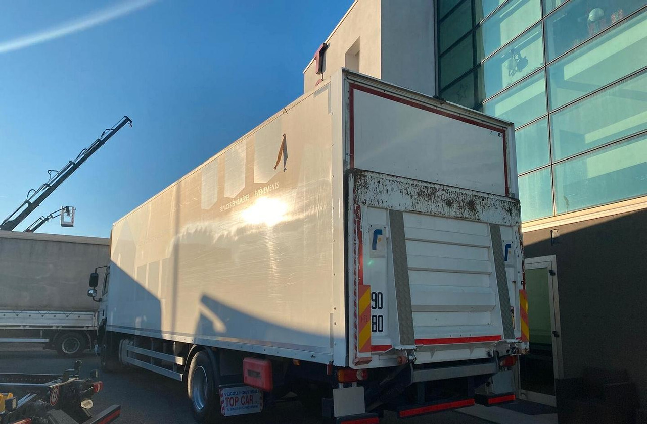 DAF 310 FA CASSONE E SPONDA EURO 6 - Kravas automašīna ar slēgto virsbūvi: foto 5 DAF 310 FA CASSONE E SPONDA EURO 6 - Kravas automašīna ar slēgto virsbūvi: foto 5