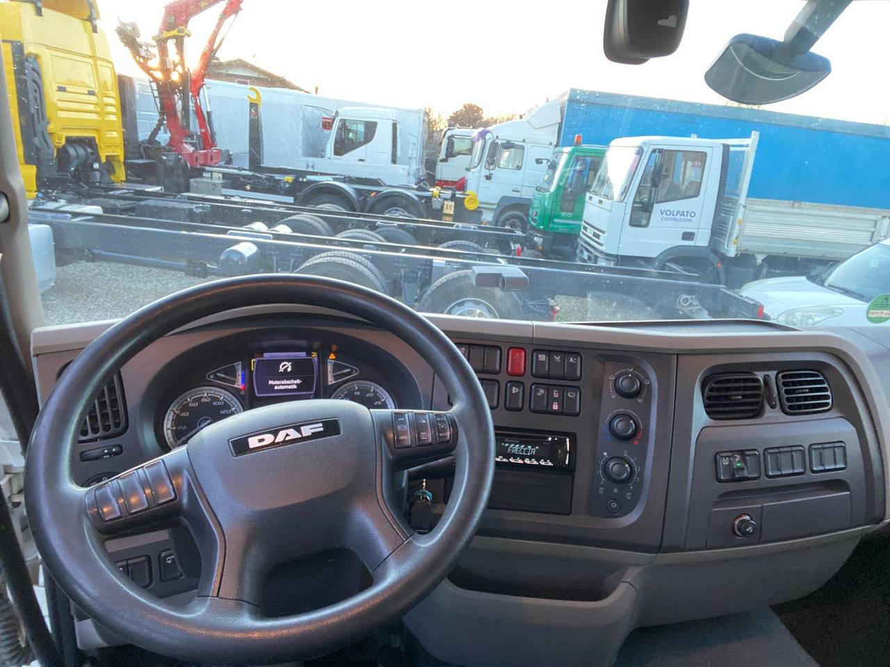 DAF LF 260 FA līzingu DAF LF 260 FA: foto 14