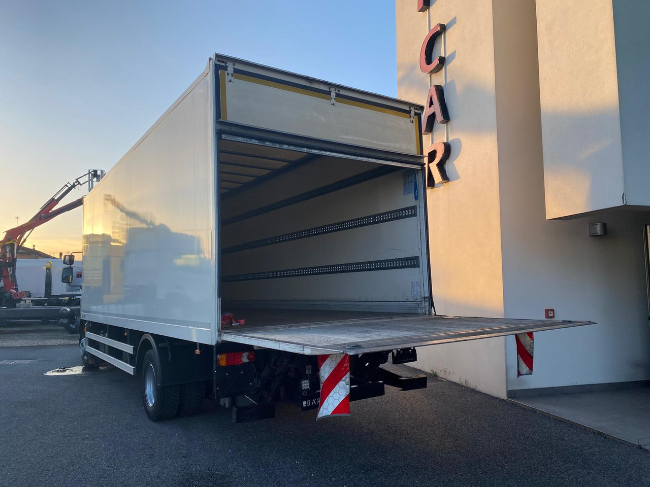 DAF LF 260 FA līzingu DAF LF 260 FA: foto 7