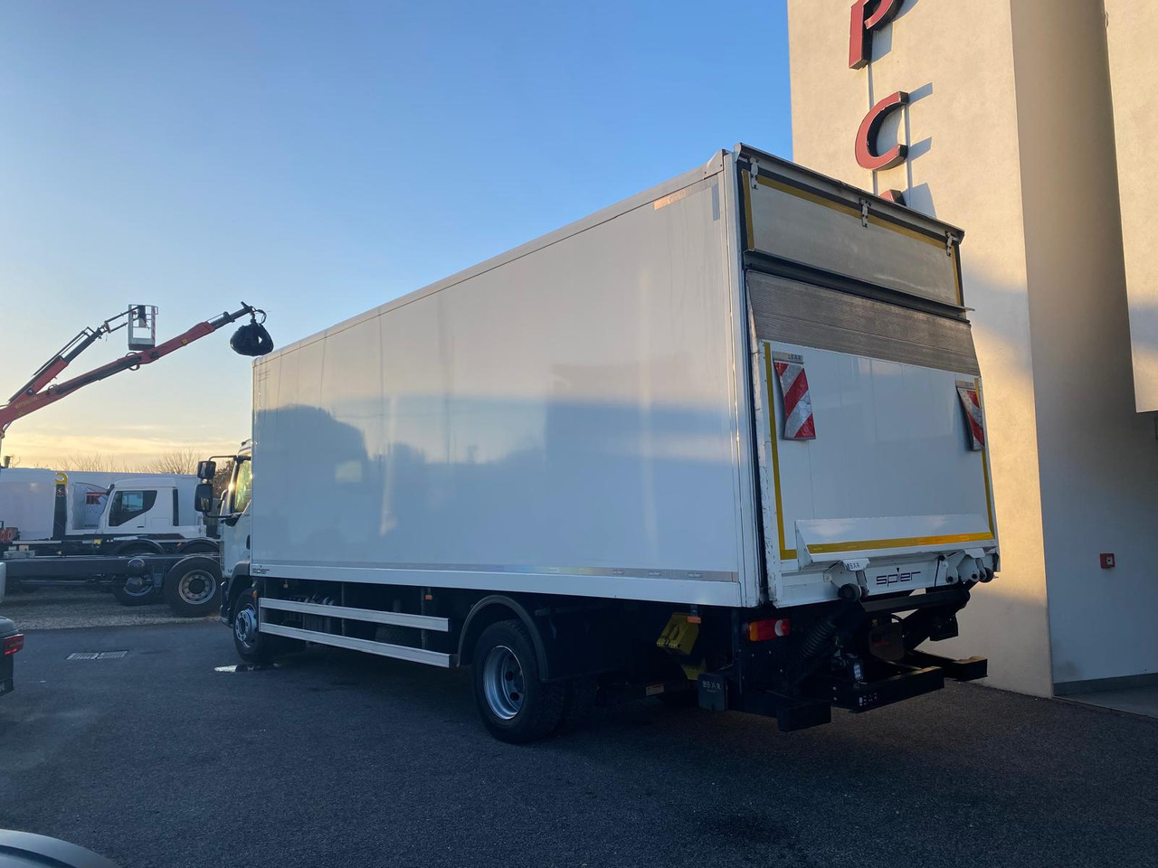 DAF LF 260 FA līzingu DAF LF 260 FA: foto 6