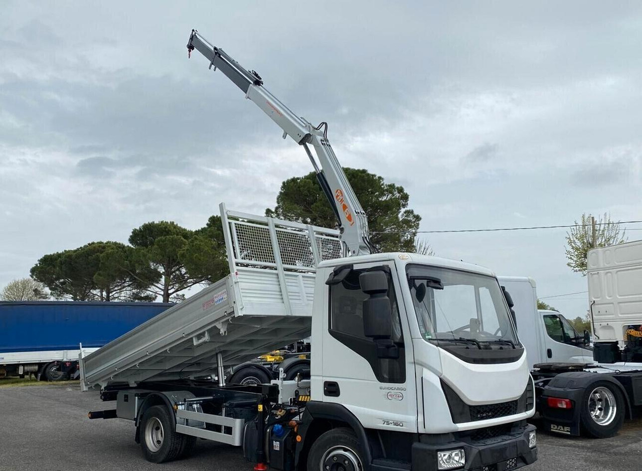 IVECO EUROCARGO 75E16 2019 RIBALTABILE E GRU - Kravas automašīna pašizgāzējs, Kravas auto ar manipulatoru: foto 4 IVECO EUROCARGO 75E16 2019 RIBALTABILE E GRU - Kravas automašīna pašizgāzējs, Kravas auto ar manipulatoru: foto 4