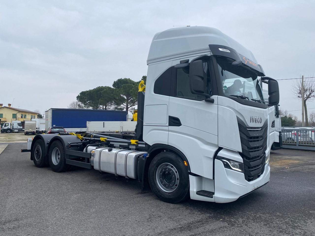 IVECO S-WAY AS260S48 - Pacēlājs ar āķi: foto 5 IVECO S-WAY AS260S48 - Pacēlājs ar āķi: foto 5