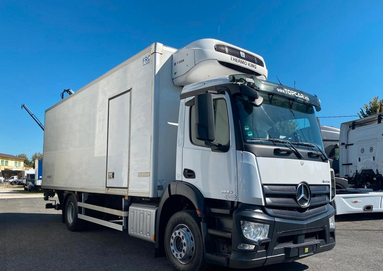 MERCEDES ANTOS 18.33 CASSONE ISOTERMICO E SPONDA - Kravas automašīna refrižerators: foto 3 MERCEDES ANTOS 18.33 CASSONE ISOTERMICO E SPONDA - Kravas automašīna refrižerators: foto 3