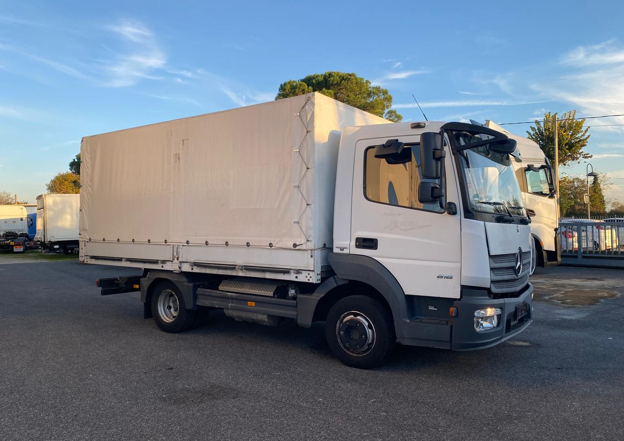 MERCEDES-BENZ 816 ATEGO - Kravas automašīna ar tentu: foto 2 MERCEDES-BENZ 816 ATEGO - Kravas automašīna ar tentu: foto 2
