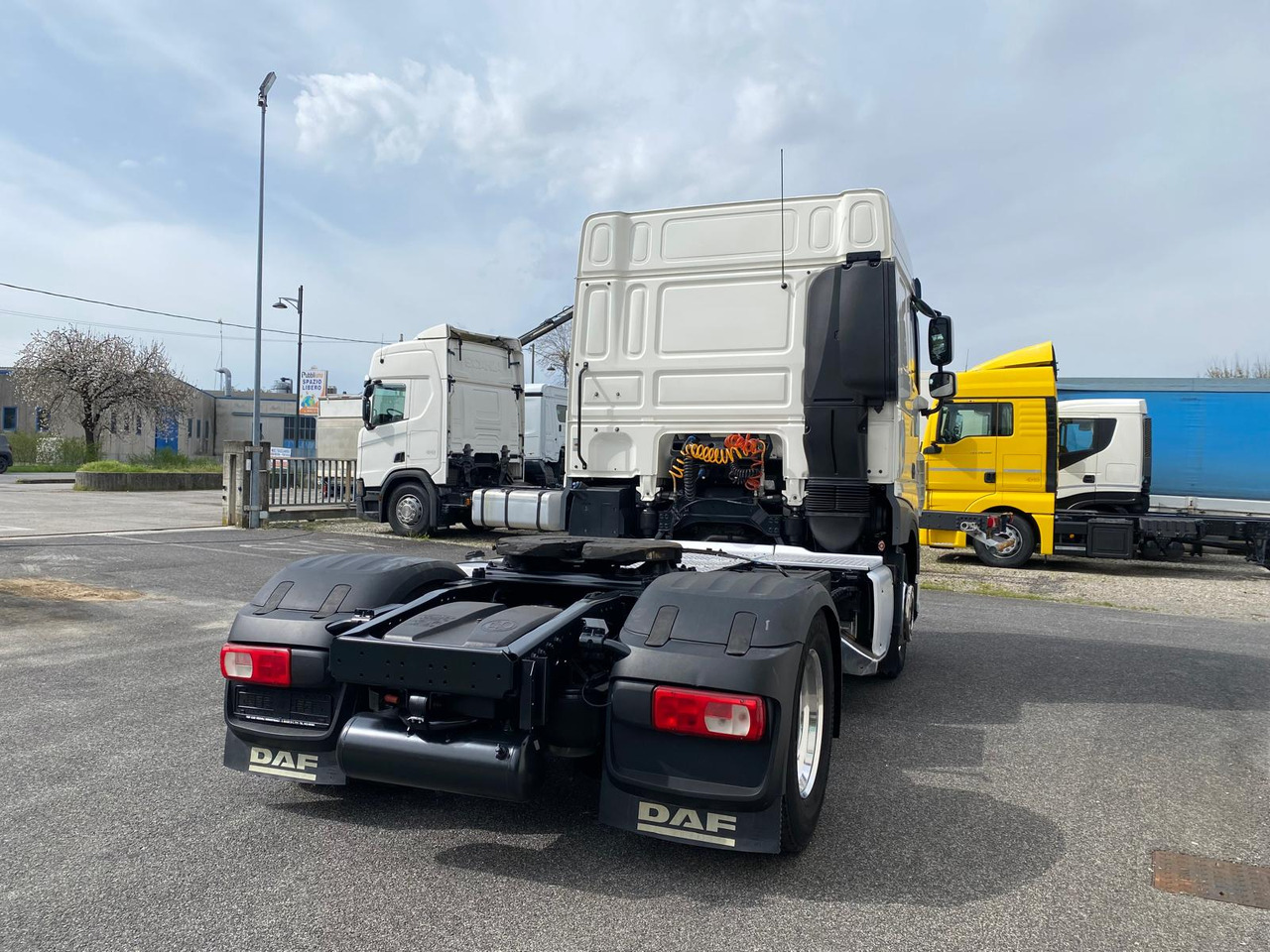 DAF XF 450 - Vilcējs: foto 4 DAF XF 450 - Vilcējs: foto 4