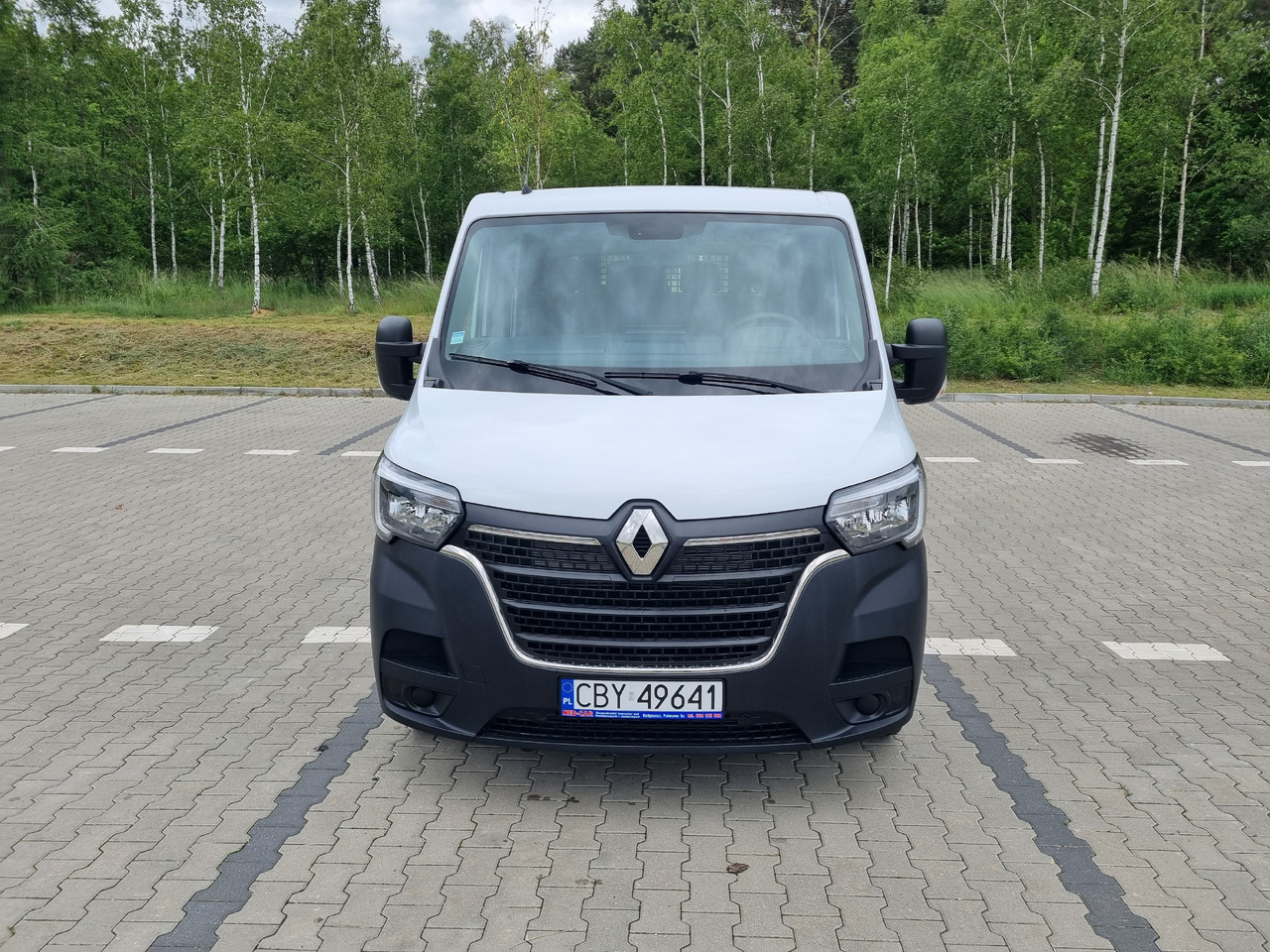 RENAULT Master - Automašīna ar kravas platformu: foto 2 RENAULT Master - Automašīna ar kravas platformu: foto 2
