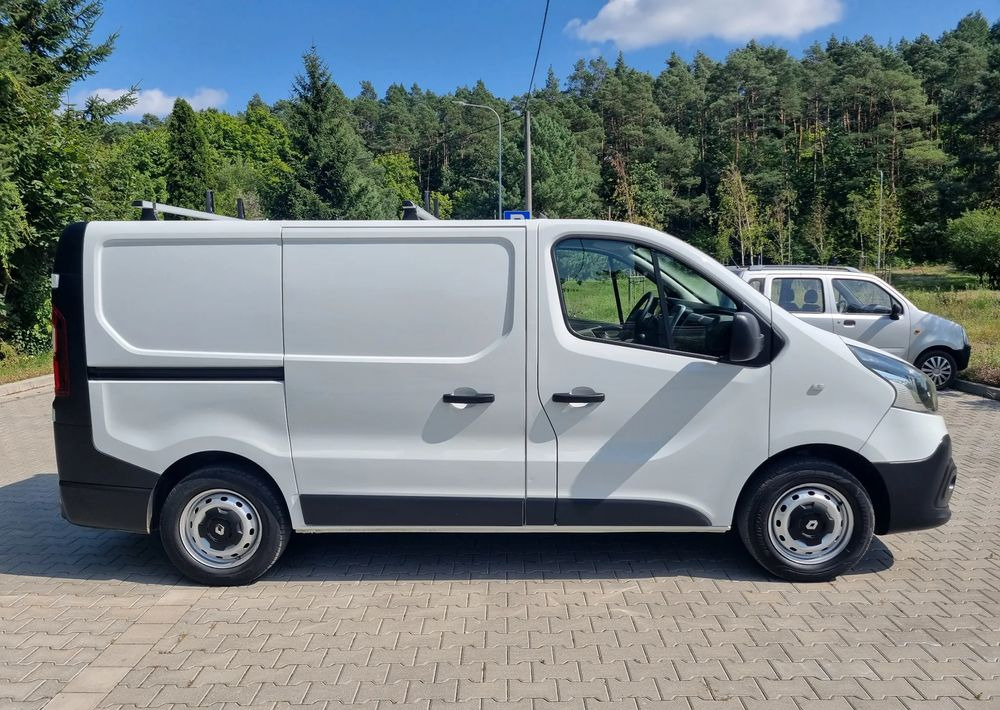Renault Trafic - Mazs furgons: foto 3 Renault Trafic - Mazs furgons: foto 3