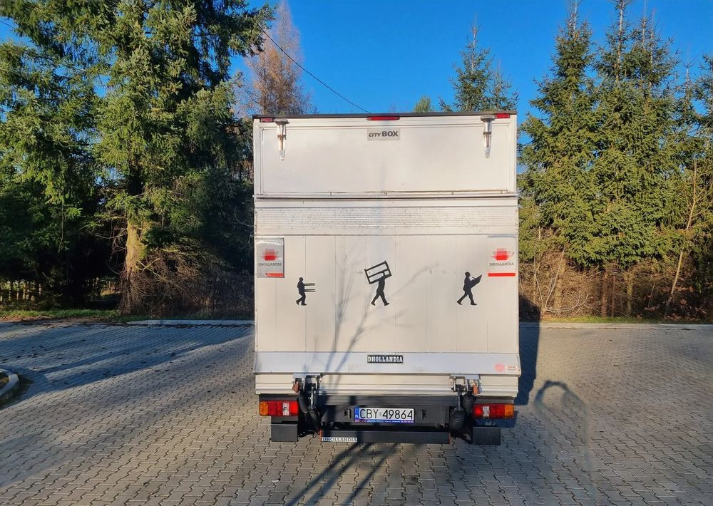 Furgons ar slēgtā virsbūve Volkswagen Crafter: foto 10
