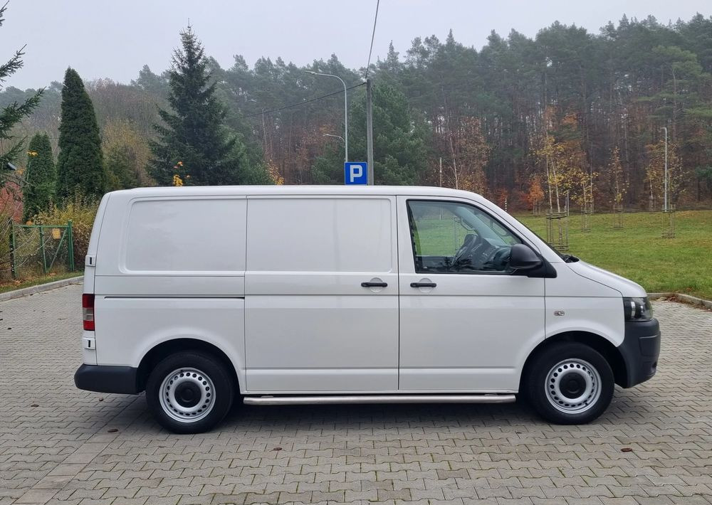 Volkswagen Transporter - Mazs furgons: foto 3 Volkswagen Transporter - Mazs furgons: foto 3
