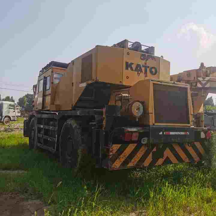 50 Ton Japan KATO Rough Crane Used 50 Ton KATO Truck Crane for Sale - Celtnis nelīdzenām virsmām: foto 3 50 Ton Japan KATO Rough Crane Used 50 Ton KATO Truck Crane for Sale - Celtnis nelīdzenām virsmām: foto 3