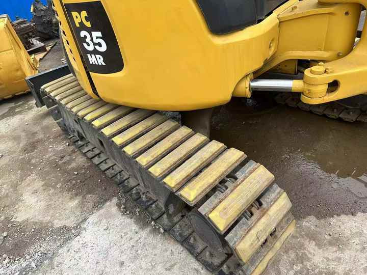 CE/EPA Certified! Komatsu Pc 35 Used Excavator komatsu Pc35 Mini 3 Ton Crawler Excavator with Rubber Track for Sale - Mini-ekskavators: foto 5 CE/EPA Certified! Komatsu Pc 35 Used Excavator komatsu Pc35 Mini 3 Ton Crawler Excavator with Rubber Track for Sale - Mini-ekskavators: foto 5