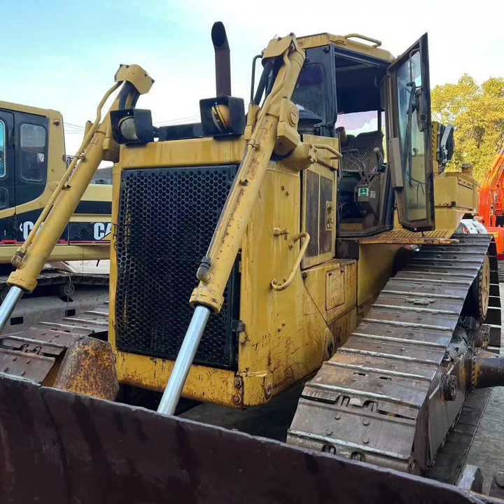 Good Condition D6h Mini Bulldozer New Crawler Bulldozer with Parts Price Bulldozers - Buldozers: foto 2 Good Condition D6h Mini Bulldozer New Crawler Bulldozer with Parts Price Bulldozers - Buldozers: foto 2