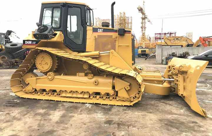 Good Condition D6m Mini Bulldozer New Crawler Bulldozer with Parts Price Bulldozers - Buldozers: foto 5 Good Condition D6m Mini Bulldozer New Crawler Bulldozer with Parts Price Bulldozers - Buldozers: foto 5