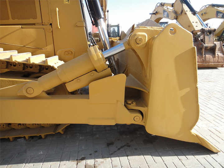Good Condition D8r Mini Bulldozer New Crawler Bulldozer with Parts Price Bulldozers - Buldozers: foto 4 Good Condition D8r Mini Bulldozer New Crawler Bulldozer with Parts Price Bulldozers - Buldozers: foto 4