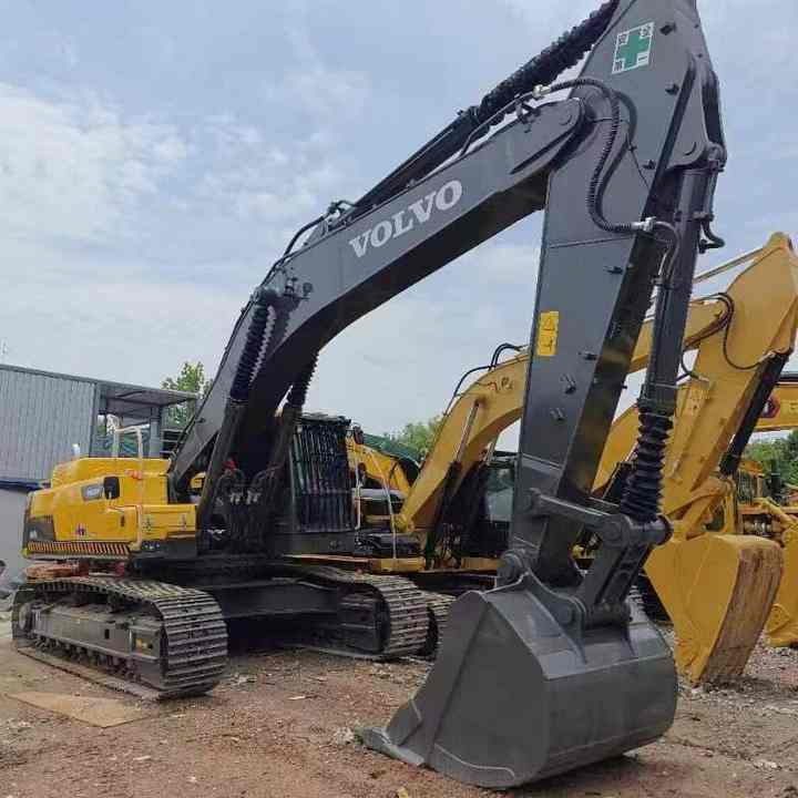 Good Condition VOLVO EC480DL Excavator Low Price Large Hydraulic Crawler Excavator volvo 480dl for Sale - Kāpurķēžu ekskavators: foto 3 Good Condition VOLVO EC480DL Excavator Low Price Large Hydraulic Crawler Excavator volvo 480dl for Sale - Kāpurķēžu ekskavators: foto 3