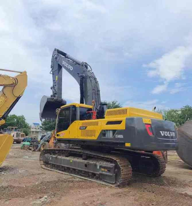 Good Condition VOLVO EC480DL Excavator Low Price Large Hydraulic Crawler Excavator volvo 480dl for Sale - Kāpurķēžu ekskavators: foto 4 Good Condition VOLVO EC480DL Excavator Low Price Large Hydraulic Crawler Excavator volvo 480dl for Sale - Kāpurķēžu ekskavators: foto 4