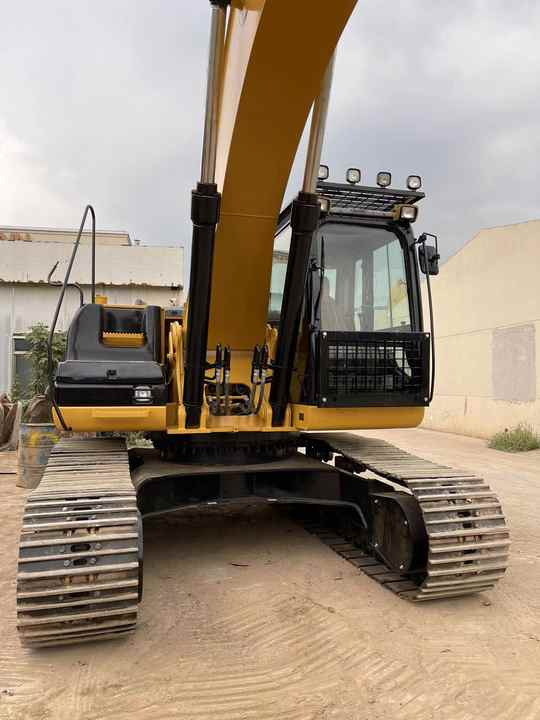 High Quality Japanese Cat325DL 29tons Excavator Second Hand Caterpillar with Factory Price Cheapest Price - Kāpurķēžu ekskavators: foto 5 High Quality Japanese Cat325DL 29tons Excavator Second Hand Caterpillar with Factory Price Cheapest Price - Kāpurķēžu ekskavators: foto 5