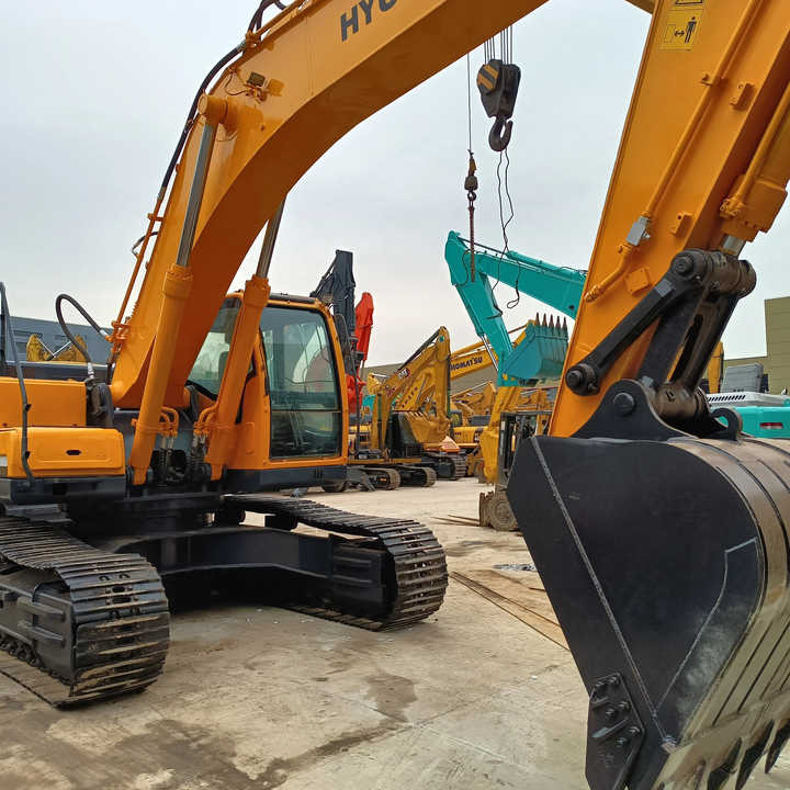 Hyundai Digger 305-9T Second Hand Korea Made High Performance Machine Hyundai Excavator for Sale - Kāpurķēžu ekskavators: foto 5 Hyundai Digger 305-9T Second Hand Korea Made High Performance Machine Hyundai Excavator for Sale - Kāpurķēžu ekskavators: foto 5