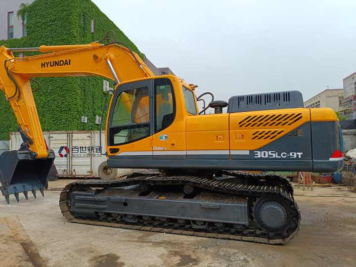 Hyundai Digger 305-9T Second Hand Korea Made High Performance Machine Hyundai Excavator for Sale - Kāpurķēžu ekskavators: foto 2 Hyundai Digger 305-9T Second Hand Korea Made High Performance Machine Hyundai Excavator for Sale - Kāpurķēžu ekskavators: foto 2