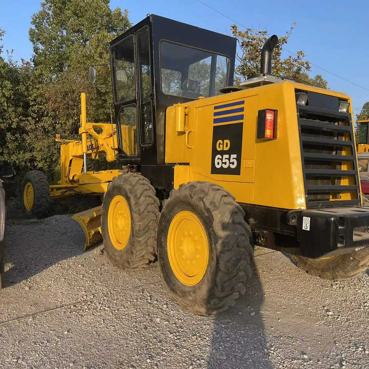 Japan Komatsu GD655 Motor Grader Cheap Price Komatsu Road Grader GD655 Good Condition in China - Greiders: foto 1 Japan Komatsu GD655 Motor Grader Cheap Price Komatsu Road Grader GD655 Good Condition in China - Greiders: foto 1