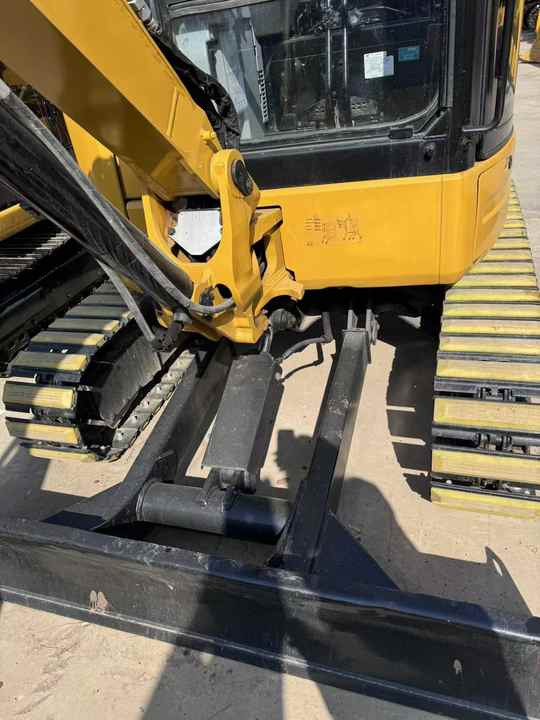 Nearly 90% Brand New Caterpillar 303.5 3tons Mini Excavator for Sale Cat 303.5 305.5 306 307 Excavator in Stock for Sale - Mini-ekskavators: foto 3 Nearly 90% Brand New Caterpillar 303.5 3tons Mini Excavator for Sale Cat 303.5 305.5 306 307 Excavator in Stock for Sale - Mini-ekskavators: foto 3