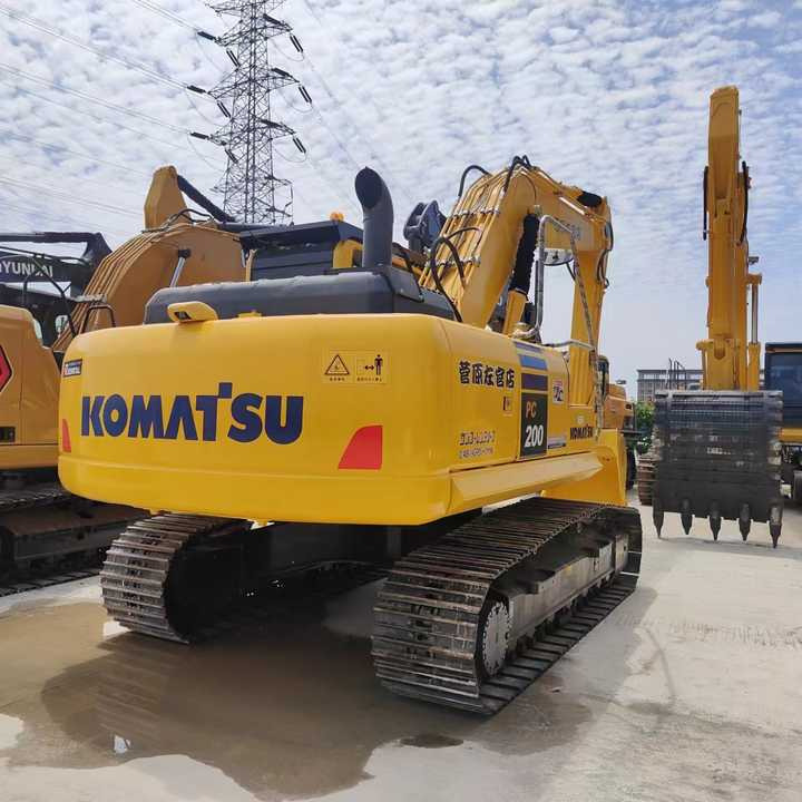 PC200-8 Low Working Hour Second Hand 20 Ton Excavator Komatsu Pc200-8 Crawler Excavator Used Komatsu Excavator PC200-8N1 - Ekskavators: foto 1 PC200-8 Low Working Hour Second Hand 20 Ton Excavator Komatsu Pc200-8 Crawler Excavator Used Komatsu Excavator PC200-8N1 - Ekskavators: foto 1