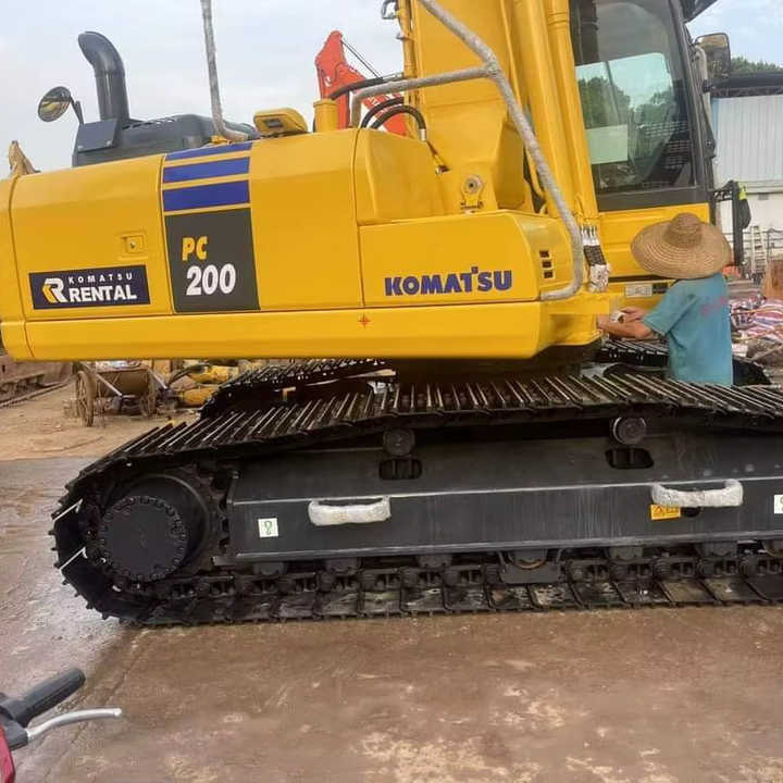 PC200-8 Low Working Hour Second Hand 20 Ton Excavator Komatsu Pc200-8 Crawler Excavator Used Komatsu Excavator PC200-8N1 - Ekskavators: foto 1 PC200-8 Low Working Hour Second Hand 20 Ton Excavator Komatsu Pc200-8 Crawler Excavator Used Komatsu Excavator PC200-8N1 - Ekskavators: foto 1